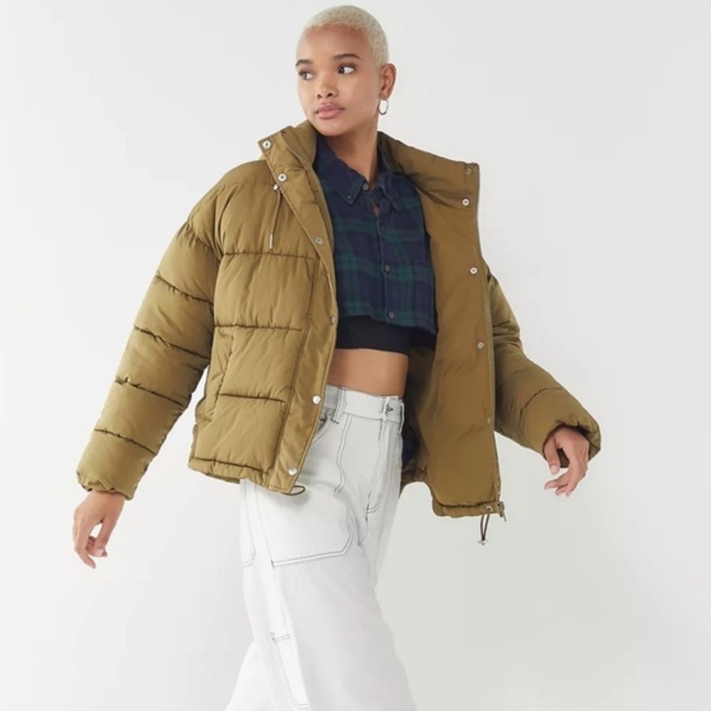 Urban Outfitters Hooded Puffer Jacket Army Green Size Small